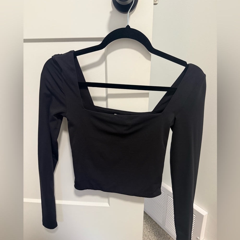 Aritzia Black contour squareneck top